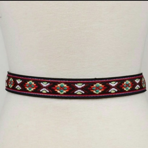 🏵️ Boho Silk Embroidered Belt Coachella - Picture 4 of 5